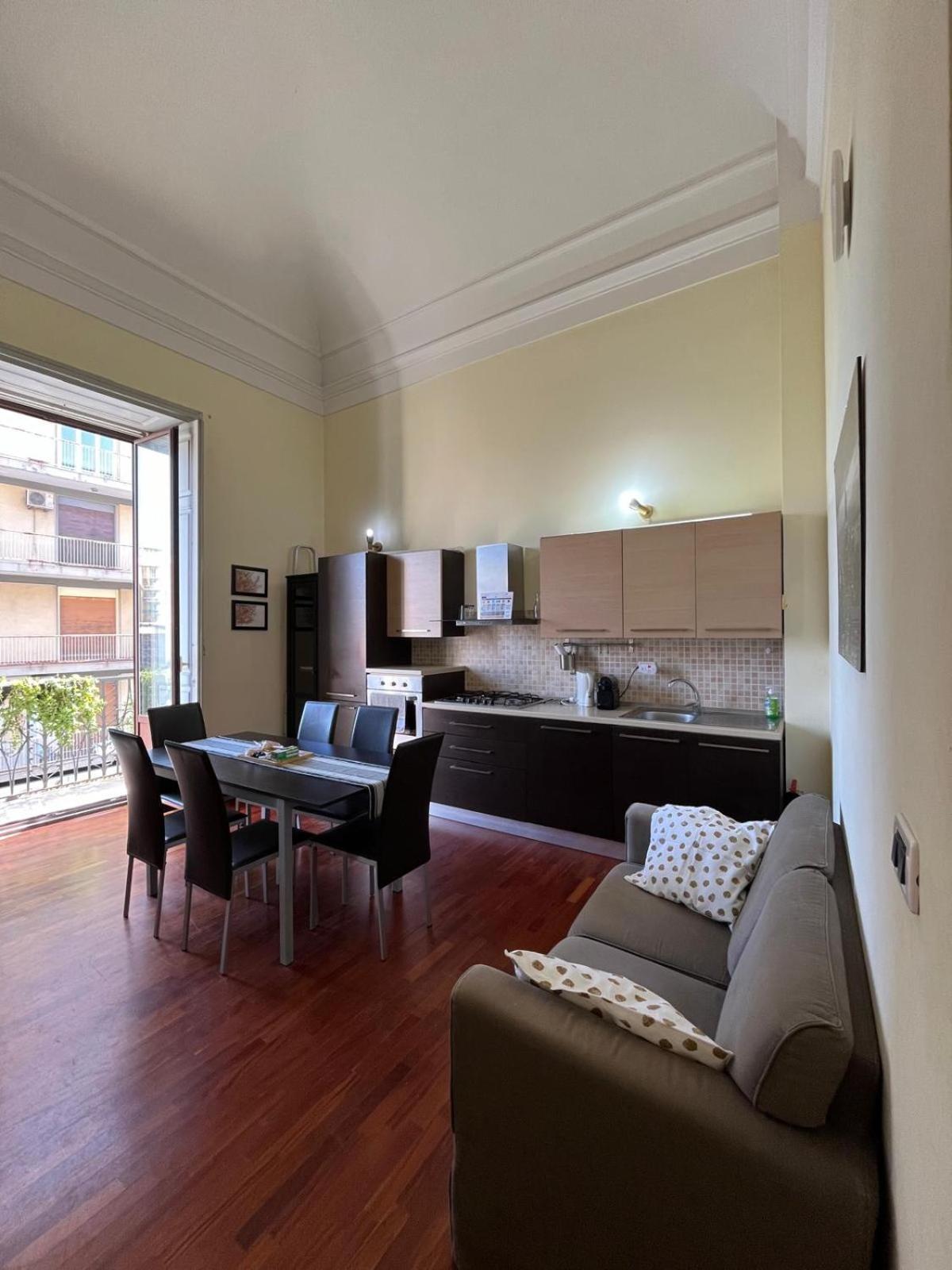 Persefone Appartement Catánia Buitenkant foto