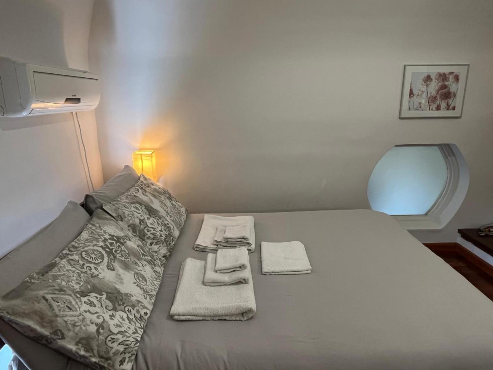 Persefone Appartement Catánia Buitenkant foto